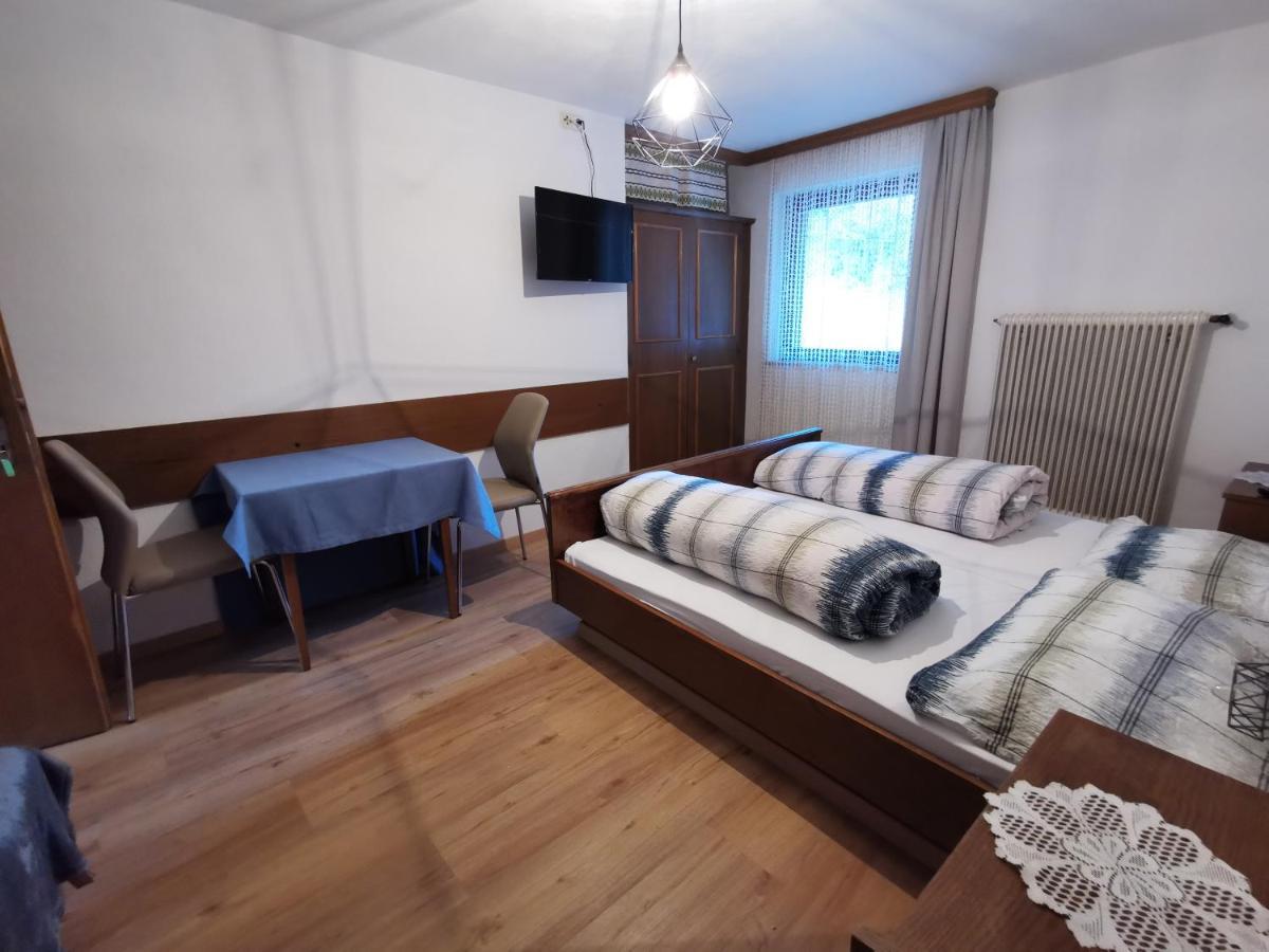 Gasthof Zum Loewen Landeck Exteriör bild